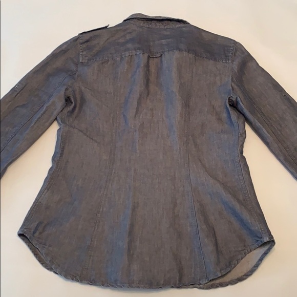 AX Armani Exchange Chambray v-neck Button shirt women’s small - Picture 8 of 9